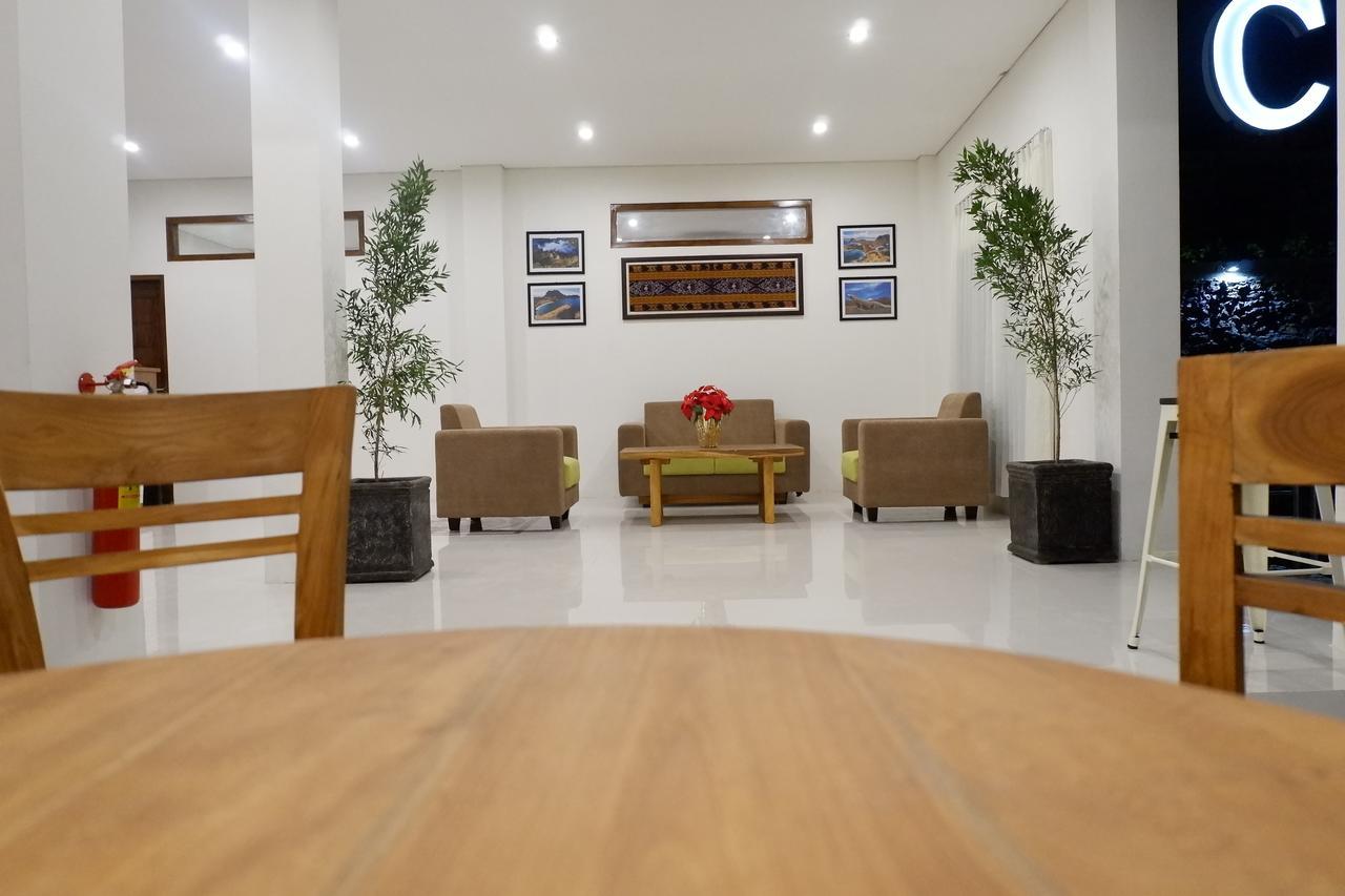 La Cecile Hotel & Cafe Komodo ลาบวนบาโจ ภายนอก รูปภาพ